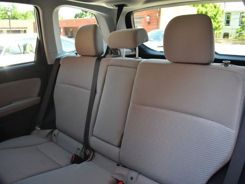 Used 2016 Subaru Forester 2.5i Premium w/ All-Weather Package AWD/4WD image 14