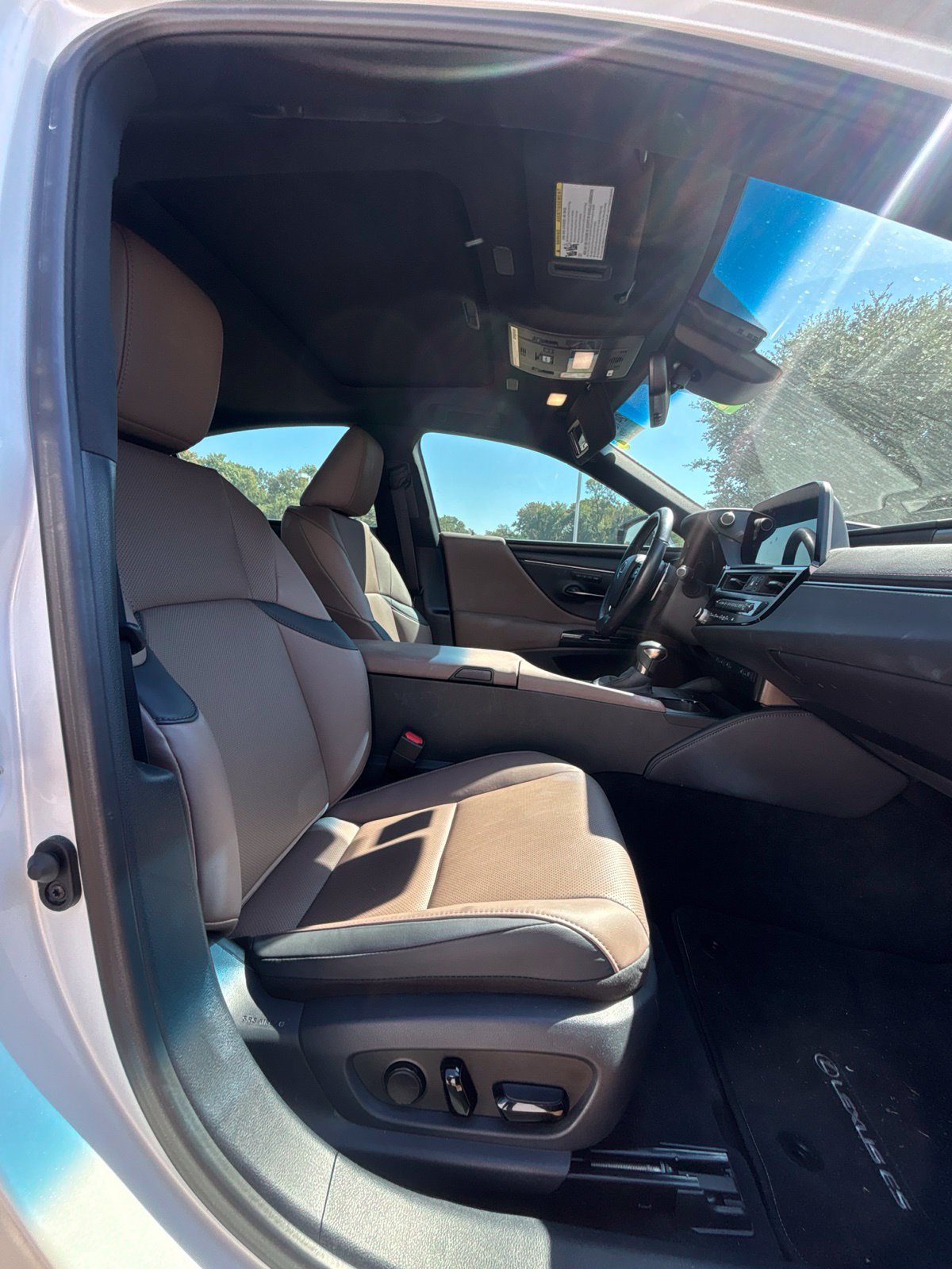 Used 2024 Lexus ES 350 w/ Premium Package FWD image 15