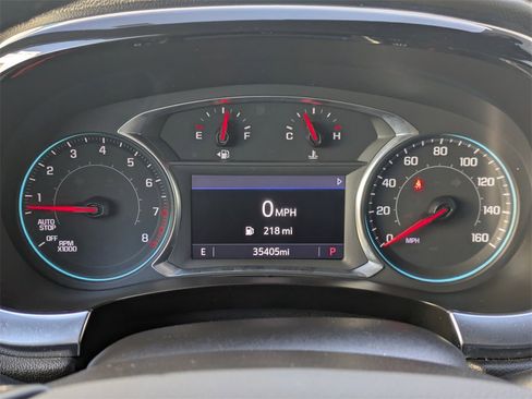 Used 2023 Chevrolet Traverse LT image 31