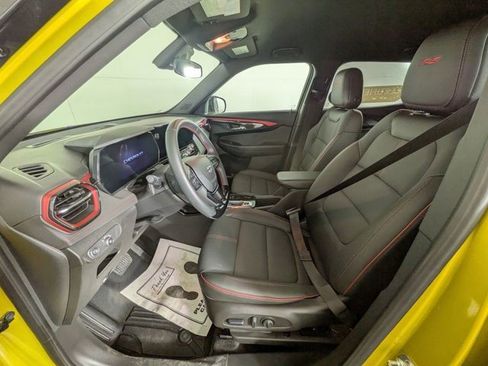 Used 2025 Chevrolet TrailBlazer RS image 15