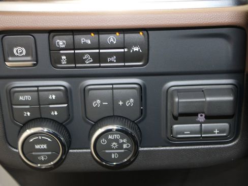 New 2026 Chevrolet Tahoe High Country image 41