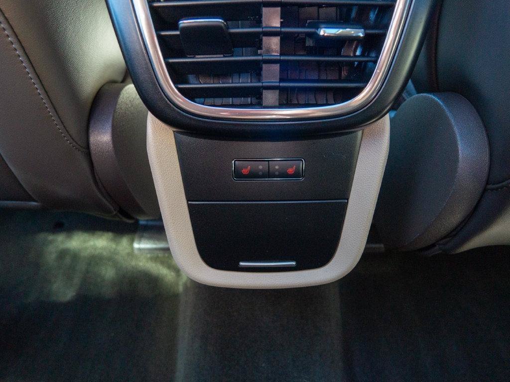 Used 2020 Lincoln Nautilus Reserve FWD image 17