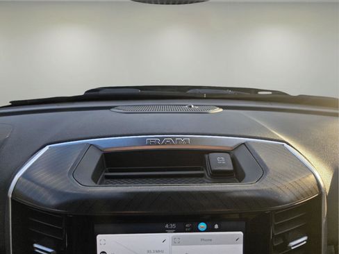 Used 2025 RAM 2500 Big Horn image 23