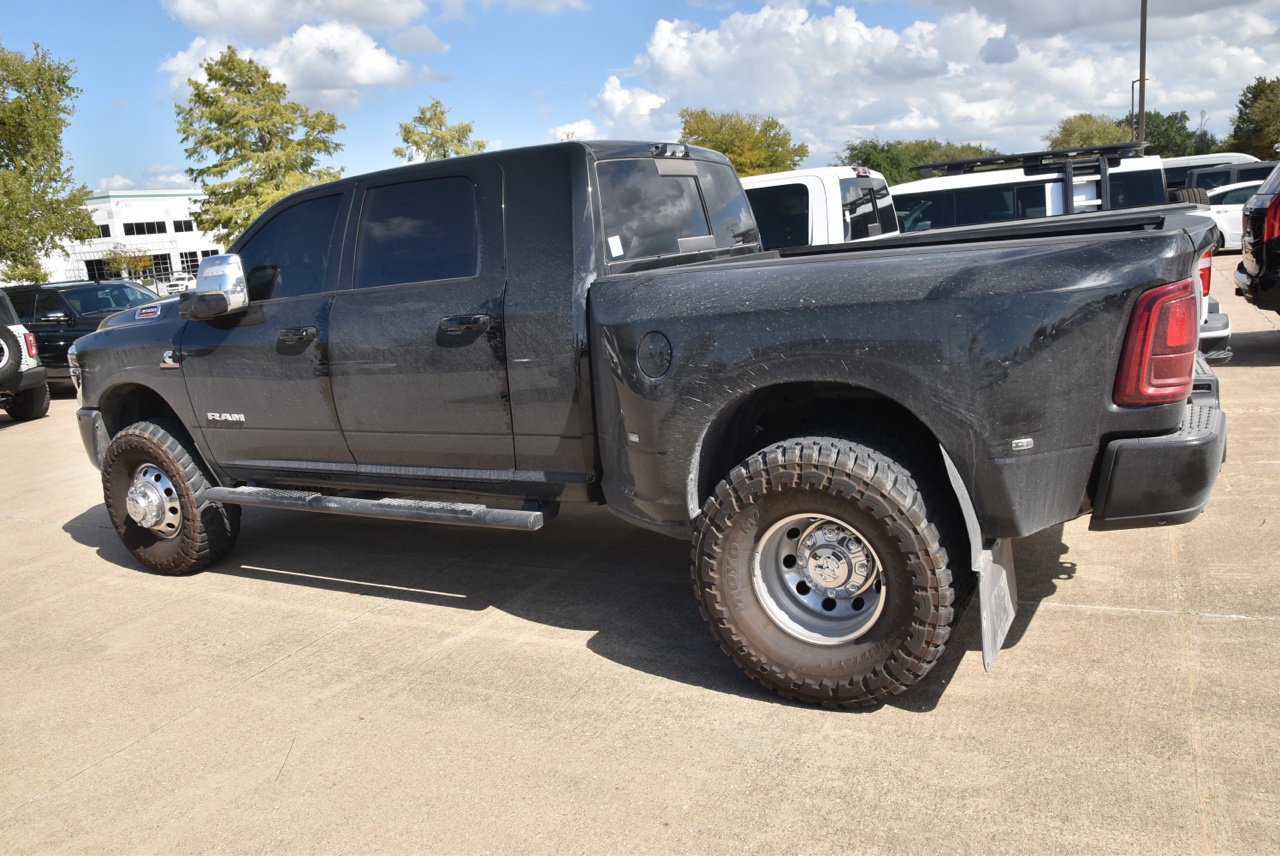 Used 2026 RAM 3500 Laramie w/ Max Tow Package AWD/4WD image 9