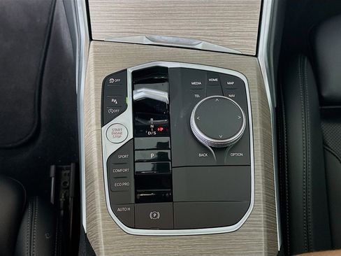 Used 2025 BMW 430i Coupe w/ Premium Package image 24