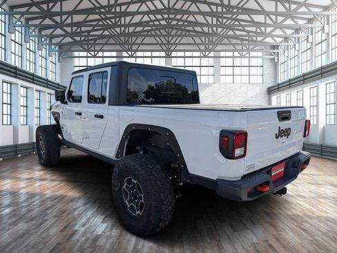 Used 2022 Jeep Gladiator Mojave w/ Trailer Tow Package AWD/4WD image 5