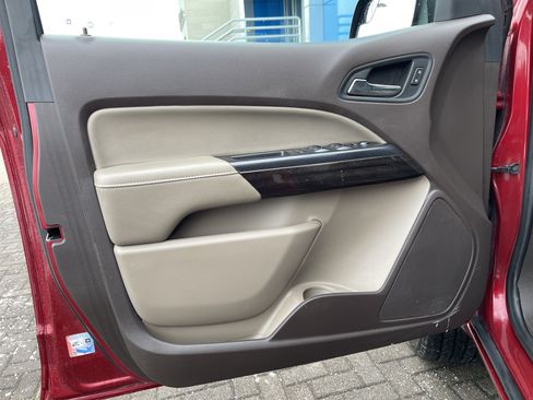 Used 2020 GMC Canyon SLT w/ Driver Alert Package image 14