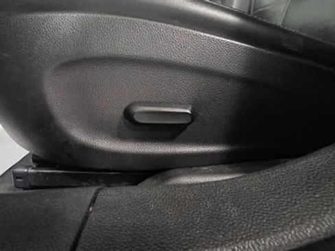 Used 2016 Chevrolet Cruze LT image 15