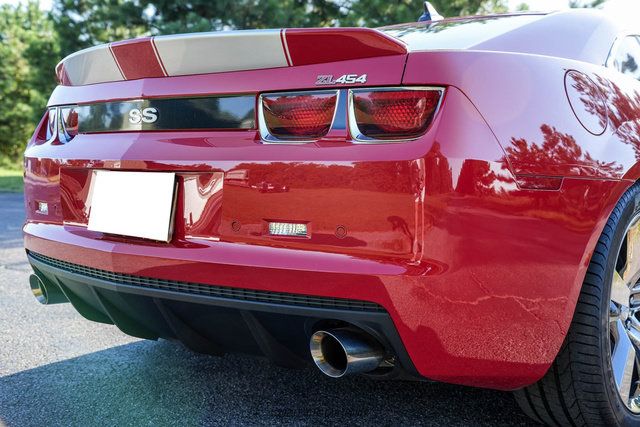 Used 2011 Chevrolet Camaro SS w/ RS Package RWD image 75