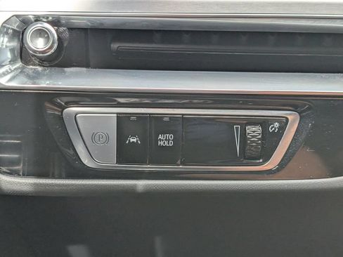 Certified 2024 Cadillac Lyriq Luxury AWD/4WD image 31