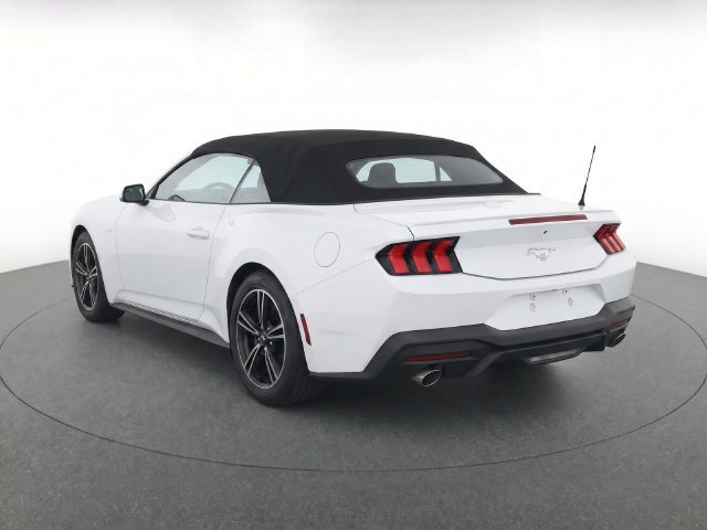 Used 2024 Ford Mustang Premium RWD image 8