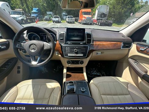 Used 2018 Mercedes-Benz GLS 450 4MATIC w/ Premium Package image 23