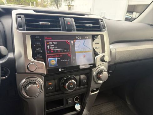 Used 2021 Toyota 4Runner SR5 Premium w/ Moonroof Package RWD image 10