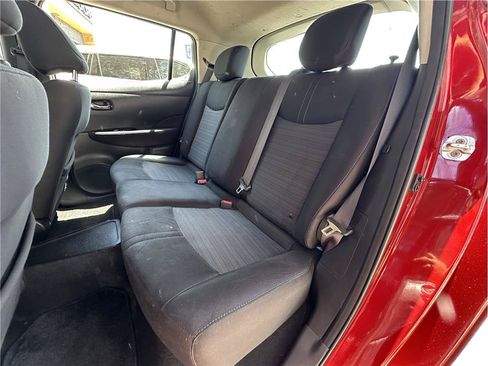 Used 2019 Nissan Leaf SV w/ SV All Weather Package FWD image 16