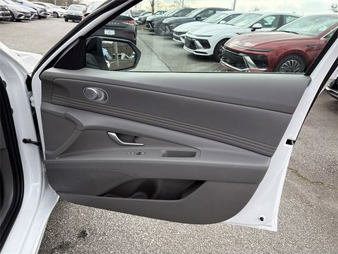 New 2026 Hyundai Elantra Sport image 30