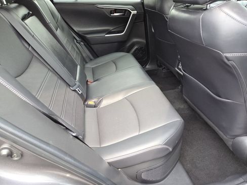 Used 2022 Toyota RAV4 Limited AWD/4WD image 27