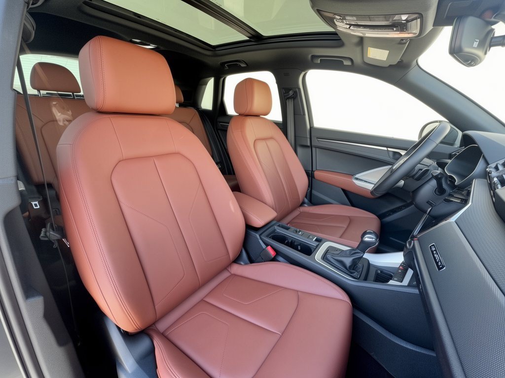 Certified 2025 Audi Q3 2.0T Premium w/ Convenience Package AWD/4WD image 30