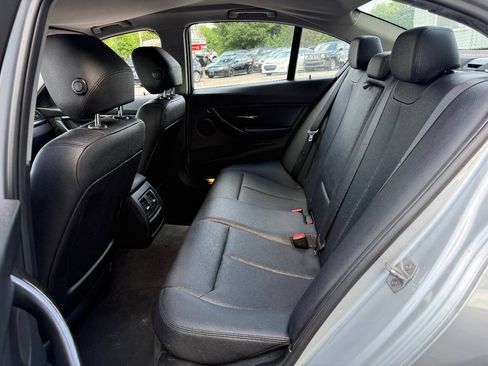 Used 2016 BMW 320i Sedan RWD image 10