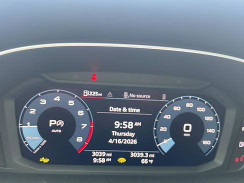 Used 2025 Audi Q3 2.0T Premium Plus w/ Premium Plus Package image 12