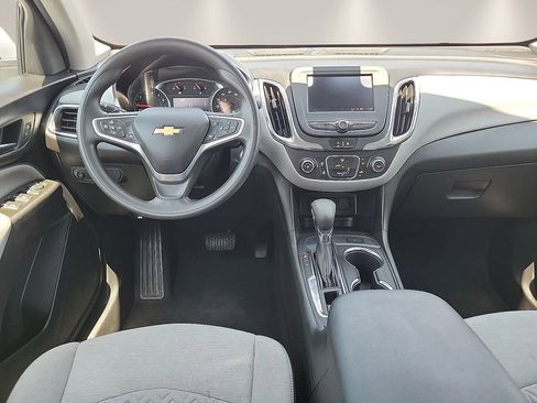 Used 2023 Chevrolet Equinox LT w/ LPO, Floor Liner Package FWD image 10