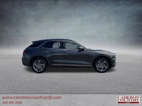 Used 2025 Genesis GV70 2.5T AWD/4WD image 2