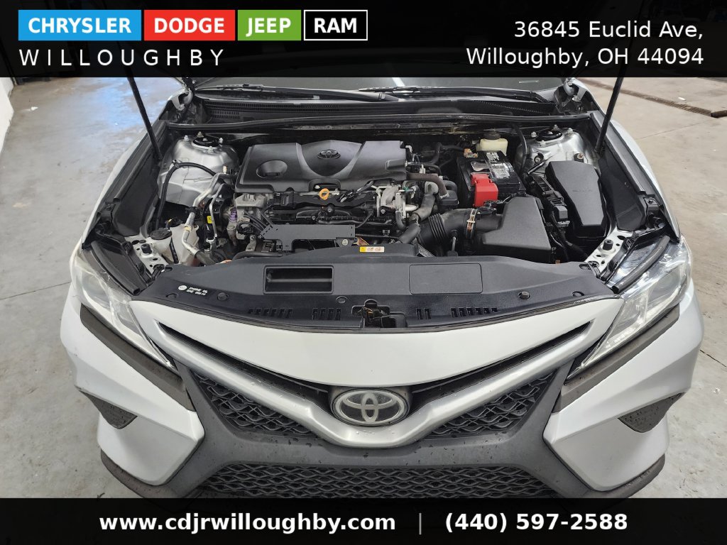Used 2018 Toyota Camry SE w/ Audio Package FWD image 38