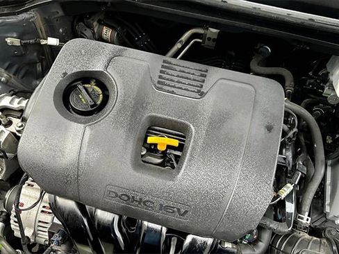 Used 2019 Hyundai Elantra SEL image 34