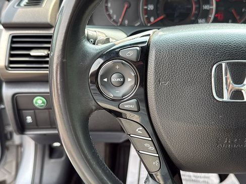 Used 2017 Honda Accord EX-L image 15