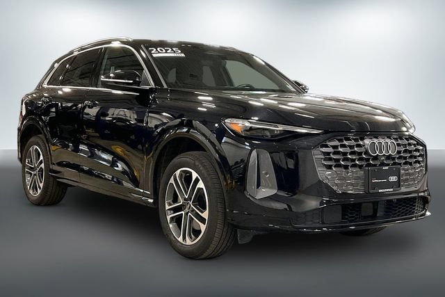 Used 2025 Audi Q5 Premium Plus w/ Premium Plus AWD/4WD image 1
