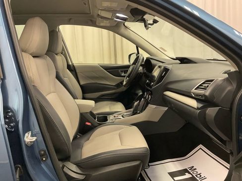 Used 2023 Subaru Forester Limited image 33