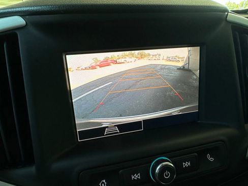 Used 2024 GMC Terrain SLE w/ Driver Convenience Package FWD image 29