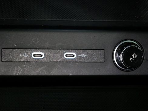 Used 2023 Audi Q4 e-tron Premium image 22