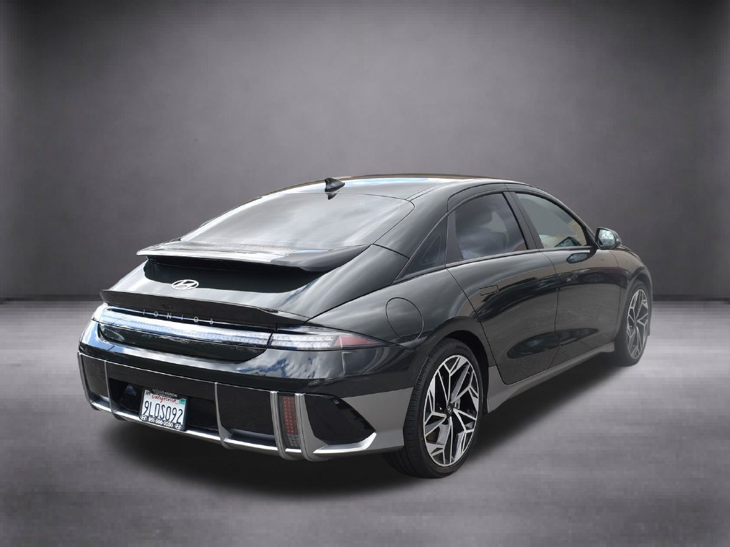 Certified 2024 Hyundai Ioniq 6 SEL RWD image 8