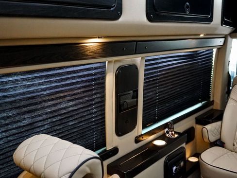 Used 2021 Mercedes-Benz Sprinter 3500 image 32