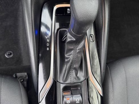 Used 2022 Toyota Corolla LE image 15