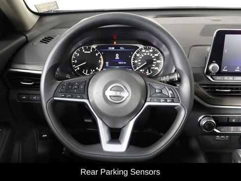 Used 2025 Nissan Altima 2.5 SV image 7