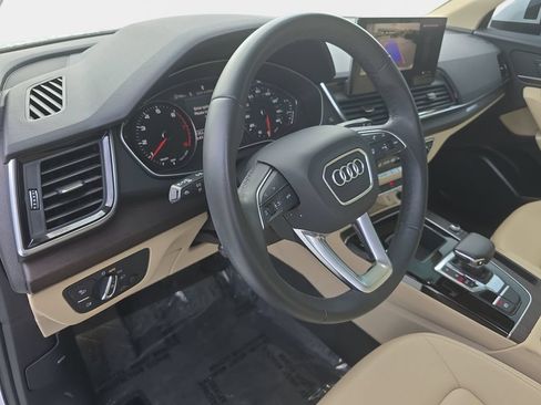 Used 2023 Audi Q5 2.0T Premium w/ Convenience Package AWD/4WD image 25