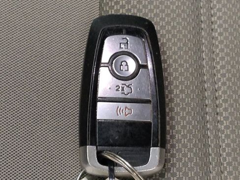 Used 2020 Ford Fusion S image 32