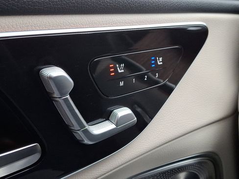 Certified 2025 Mercedes-Benz GLC 300 GLC 300 image 24