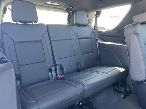 New 2026 GMC Yukon Denali image 32