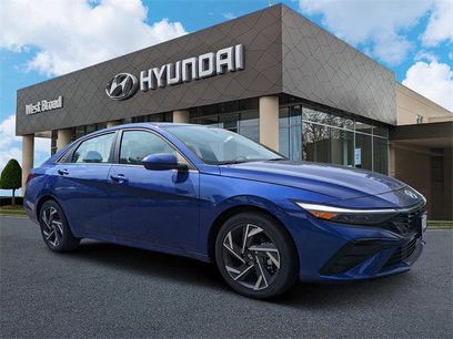 New 2025 Hyundai Elantra SEL w/ Cargo Package