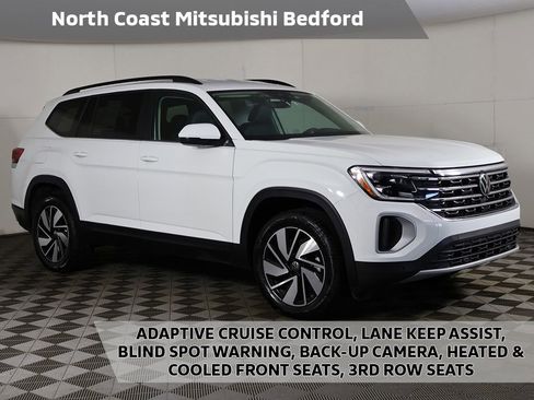 Used 2025 Volkswagen Atlas SE FWD image 1