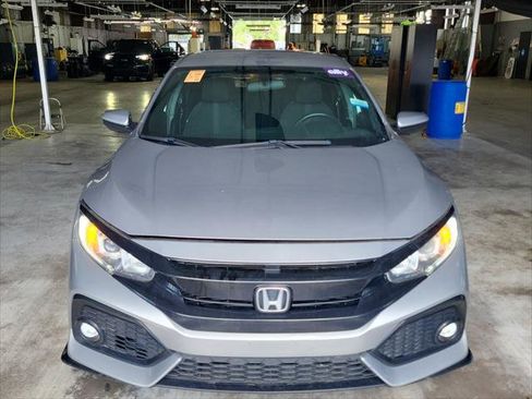 Used 2018 Honda Civic Sport image 3