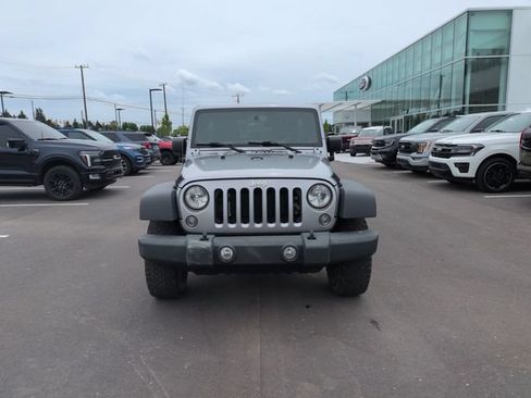Used 2017 Jeep Wrangler Unlimited Sport w/ Quick Order Package 24S AWD/4WD image 2