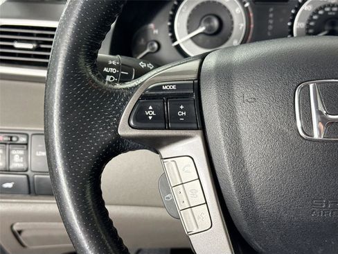Used 2014 Honda Odyssey EX-L image 16