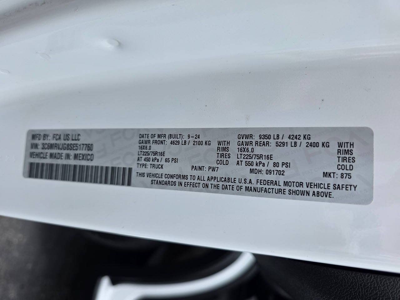 Used 2025 RAM ProMaster 3500 w/ Convenience Group FWD image 21