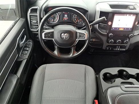 Used 2024 RAM 3500 Big Horn image 12