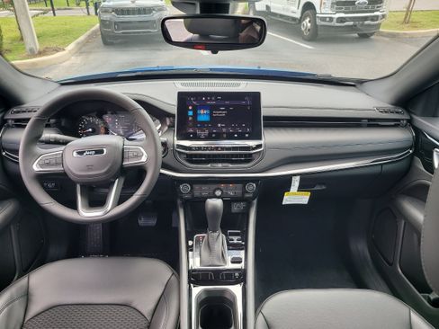 New 2026 Jeep Compass Latitude AWD/4WD image 11