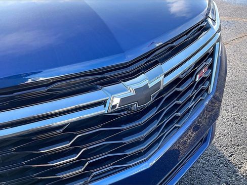 Used 2022 Chevrolet Equinox RS w/ Infotainment Package image 34