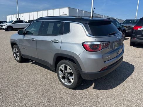 Used 2019 Jeep Compass Limited AWD/4WD image 4